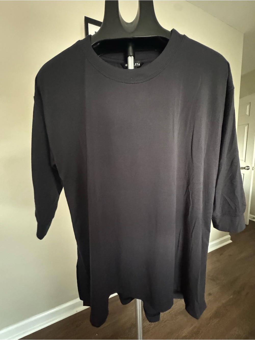 Athleta oversized women’s tshirt size S with 3/4 sleeves